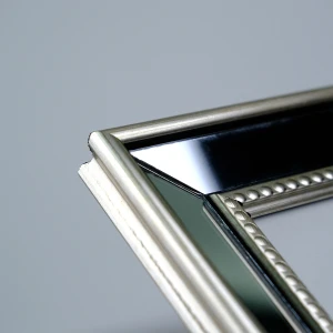 Ayna Detaylı Gümüş Fotoğraf Çerçevesi – 10x15 cm