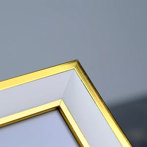Beyaz Altın Kenar Detaylı Fotoğraf Çerçevesi – 30x40 cm
