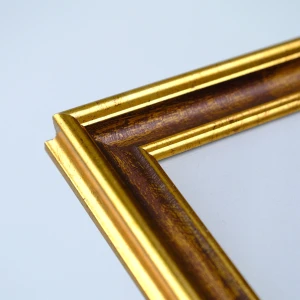 Kestane Eskitme Altın Kenar Detaylı Fotoğraf Çerçevesi – 15x21 cm
