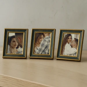 3 Adet Zümrüt Altın Kenar Detaylı Fotoğraf Çerçeve Seti – 10x15 cm